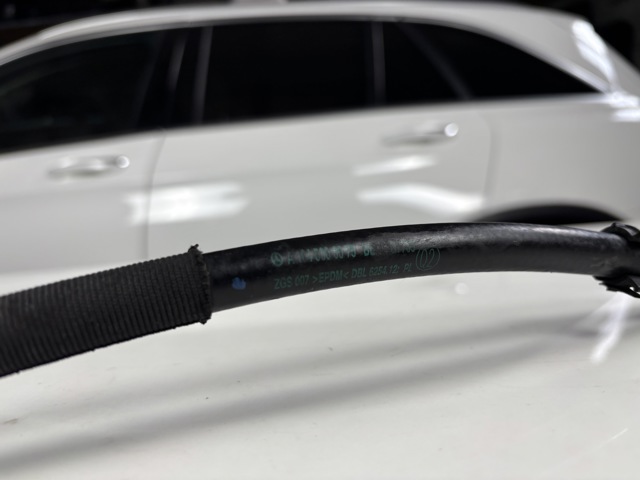 MERCEDES A1645000075 Патрубок радиатора в наличии Тернополь