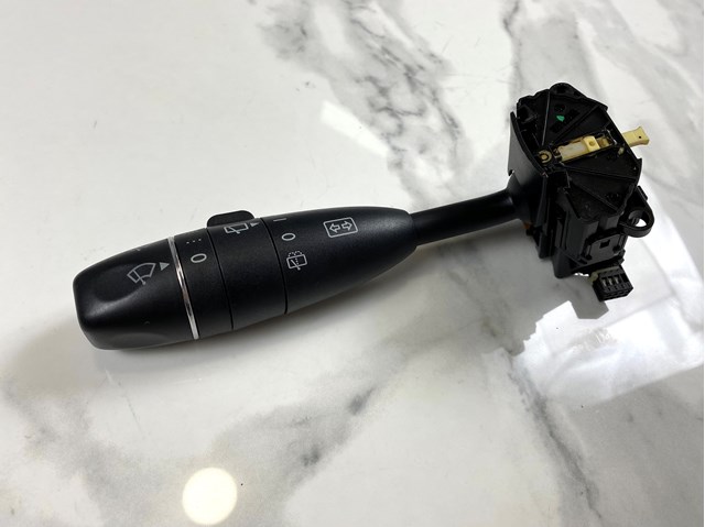 Левый подрулевой переключатель A1645400144 MERCEDES
