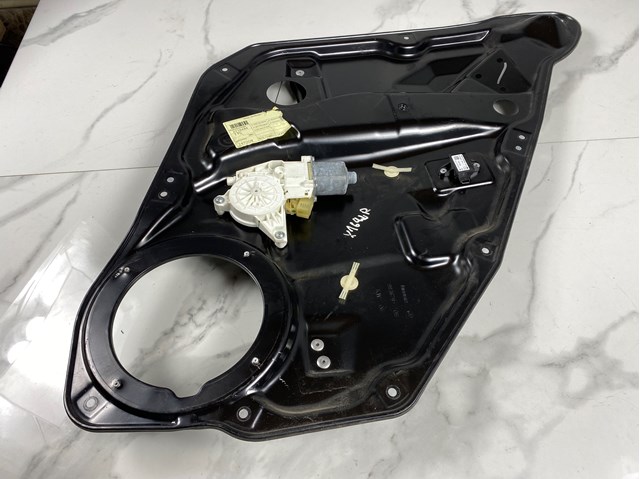 A1647300479 MERCEDES Механизм стеклоподъемника двери задней правой купить в Хмельницкий