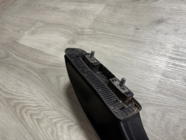 A1648901293 Рейлинг крыши правый купить Одесса