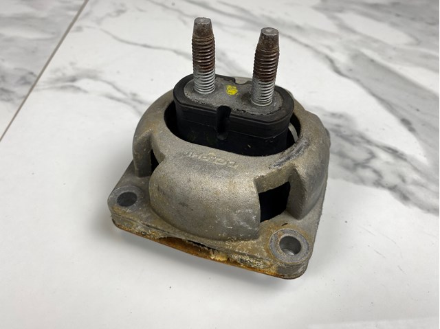 A1662400618 MERCEDES Подушка коробки передач купить в Сумы