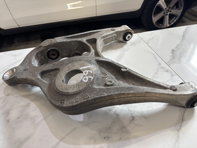 A1663500906 MERCEDES Рычаг задней подвески нижний левый купить в Харьков