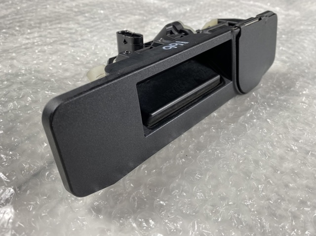 Ручка двери багажника, наружная A1667500693 MERCEDES