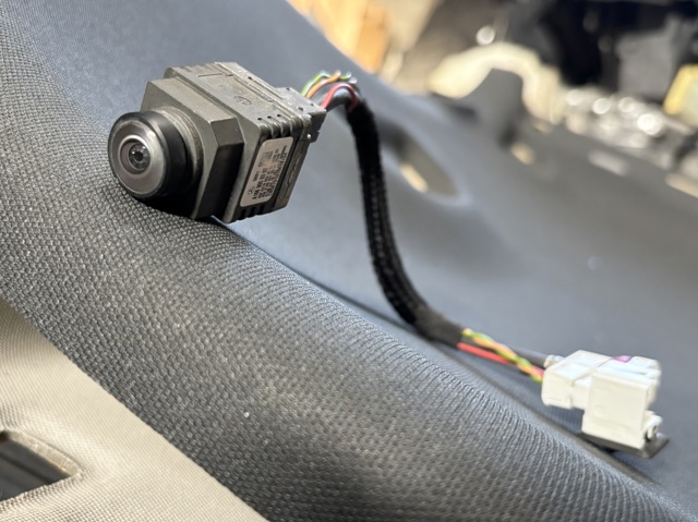 Камера заднего вида A1669059302 MERCEDES