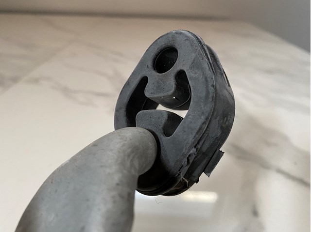 A1684920144 MERCEDES Подушка крепления глушителя купить в Украина