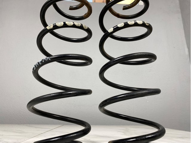 MERCEDES A1693243104 Пружина задняя в наличии Украина