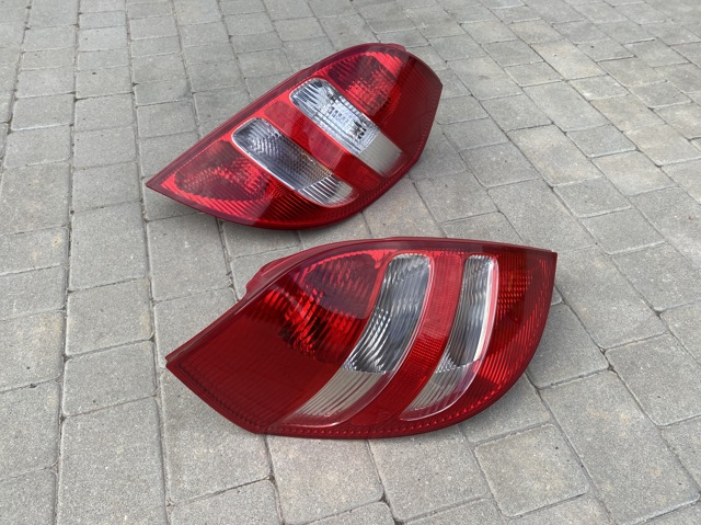 A1698200464 MERCEDES Фонарь задний правый купить в Павлоград
