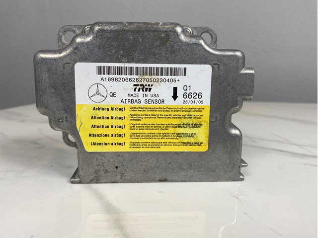 Модуль-процессор управления подушкой безопасности (ЭБУ AIRBAG) A1698206626 MERCEDES