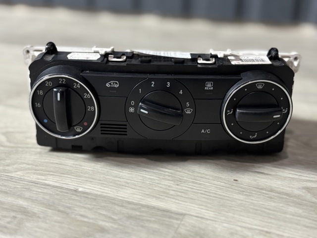 Механизм управления кондиционером A1698301585 MERCEDES