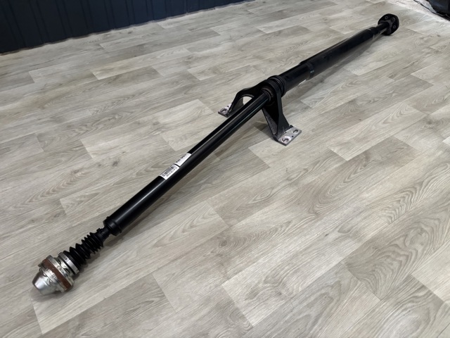 MERCEDES A1764100100 Кардан задний в наличии Украина
