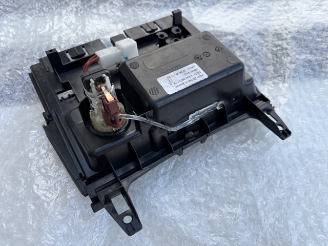 MERCEDES A2046800179 Пепельница в наличии Ирпень