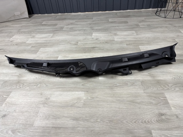 Водосток лобового стекла, жабо A2048300013 MERCEDES