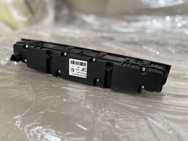 MERCEDES 2048705910 Блок кнопок центральной консоли в наличии Ровно