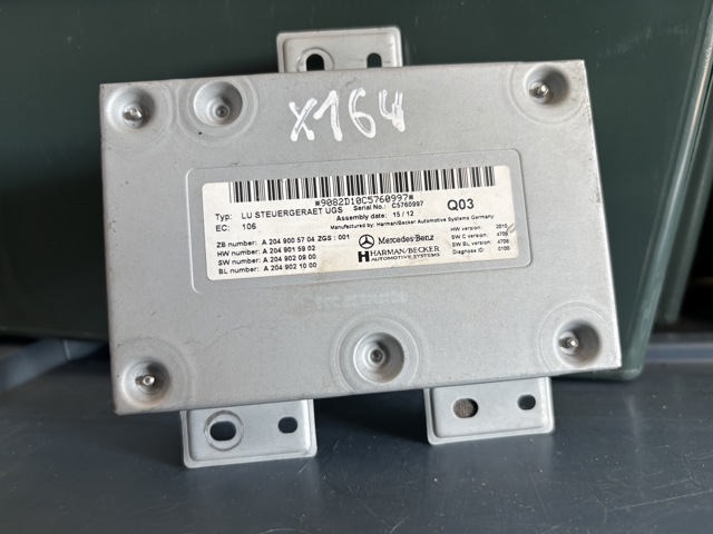 Блок управления мультимедийный A2049005704 MERCEDES