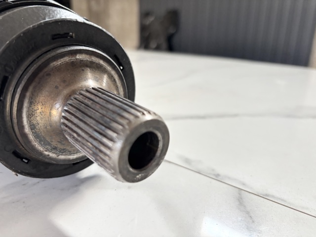 MERCEDES A2463301901 Правая полуось в наличии Днепр