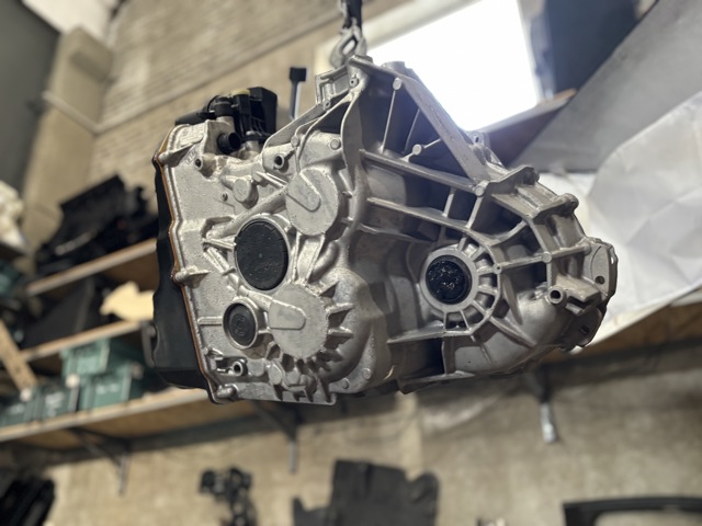 MERCEDES A2463704103 в наличии Черкассы