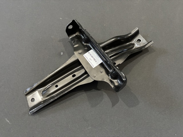 Крепление аккумулятора A2466200028 MERCEDES