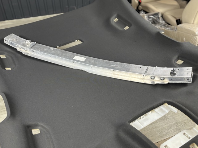 Усилитель переднего бампера  A2466201100 MERCEDES