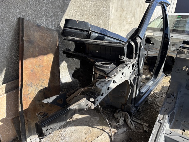 Лонжерон передний левый A2466201900 MERCEDES