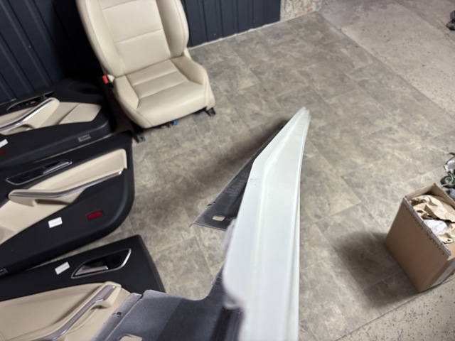 MERCEDES A24669806549999 Накладка (молдинг) порога наружная правая в наличии Одесса
