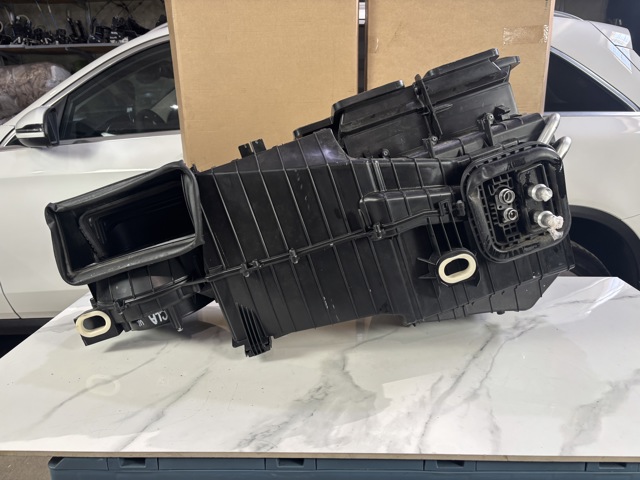 A2468307900 MERCEDES купить в Харьков
