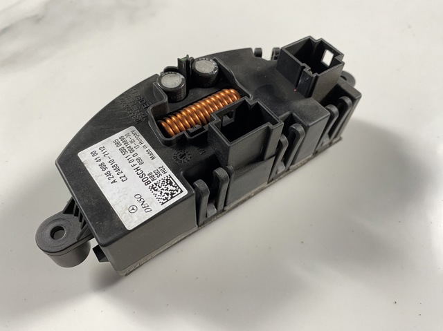 Реле печки A2469064100 MERCEDES