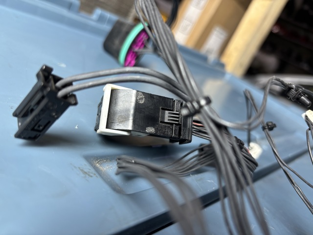 MERCEDES A2479068201 в наличии Николаев
