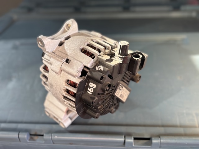 2661540902 MERCEDES Генератор купить в Каменское