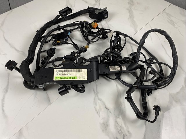 MERCEDES A2700108201 в наличии Украина