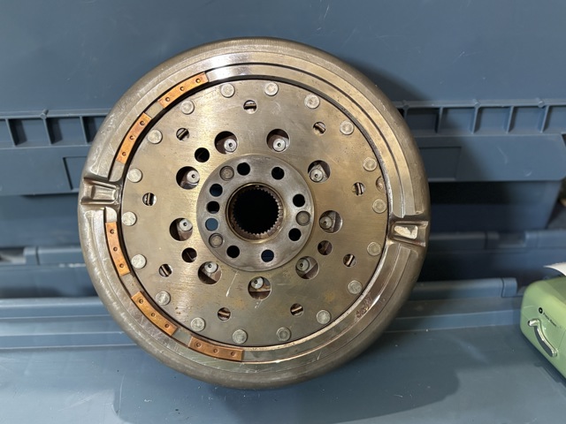 MERCEDES A2700300305 Маховик в наличии Ирпень