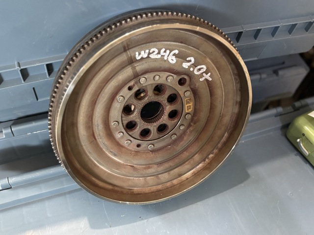 MERCEDES A2700300305 Маховик двигателя в наличии Тернополь