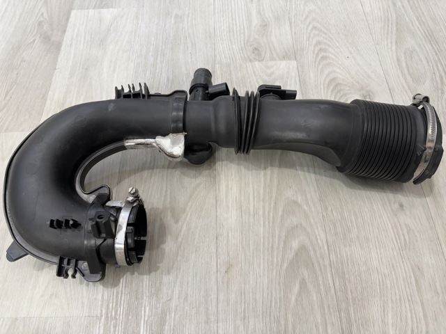 Коллектор впускной A2700901029 MERCEDES
