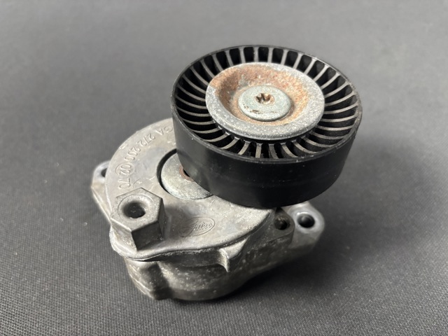 Натяжная планка поликлинового ремня A2722000270 MERCEDES