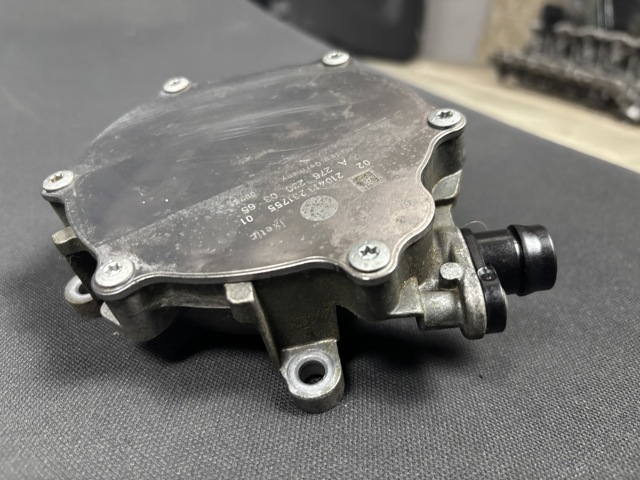 A2762300365 MERCEDES Вакуумный насос купить в Одесса