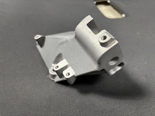 A2782234804 MERCEDES Кронштейн подушки (опоры) двигателя правой купить в Ровно