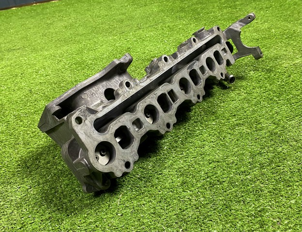 Впускной коллектор A6400901237 MERCEDES