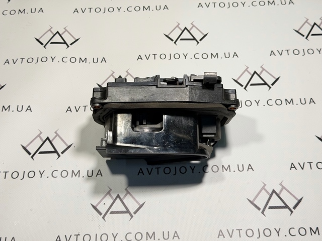 TESLA 102604100M Порт зарядки в наличии Львов