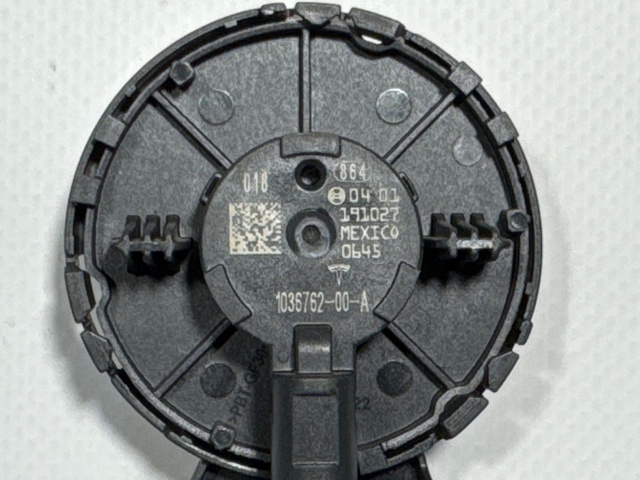Датчик AIRBAG передний 103676200A TESLA