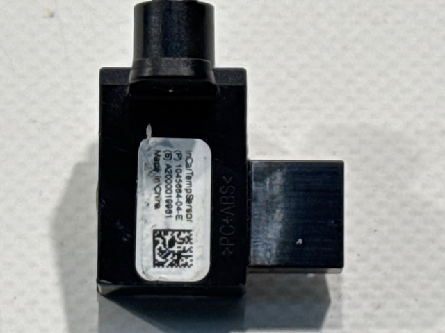 104566404E TESLA купить в Ужгород