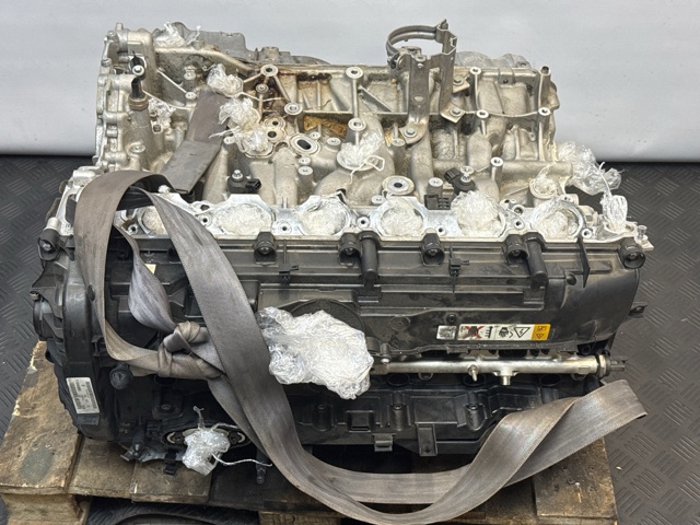 Двигатель голый 11005A0A239 BMW