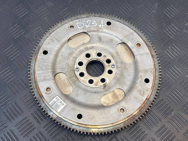 Маховик 1233200QAA NISSAN