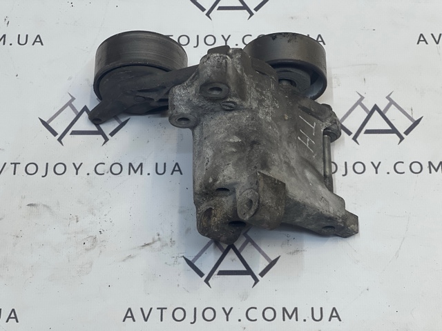 Натяжная планка поликлинового ремня 1662030031 TOYOTA