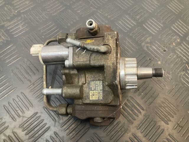 Насос топливный высокого давления (ТНВД) 16700EB30B NISSAN