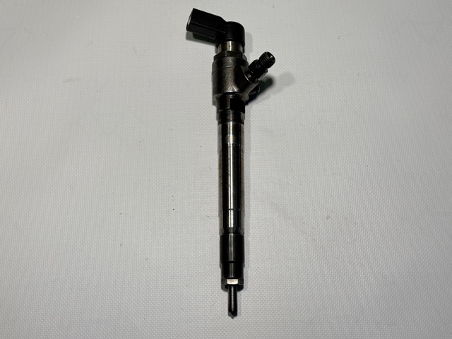 1746967 FORD Форсунка впрыска топлива купить в Черкассы