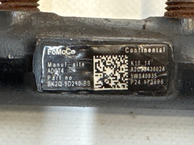 FORD 1767634 Распределитель топлива (рампа) в наличии Винница