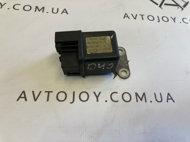 Реле свечей накала 252302S605 NISSAN