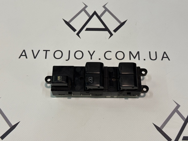 Кнопки переднего левого стекло подъёмника 254014X00D NISSAN