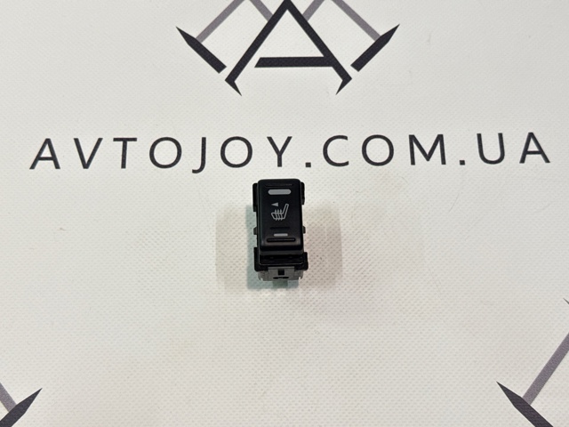 Кнопка вкл.обогрева сидения 25500AX610 NISSAN