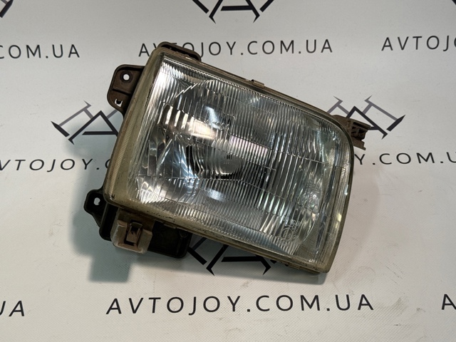 Правая блок фара 260103S225 NISSAN