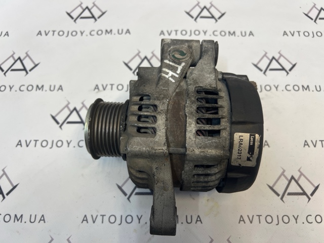 Генератор автомобильный 270600L081 TOYOTA